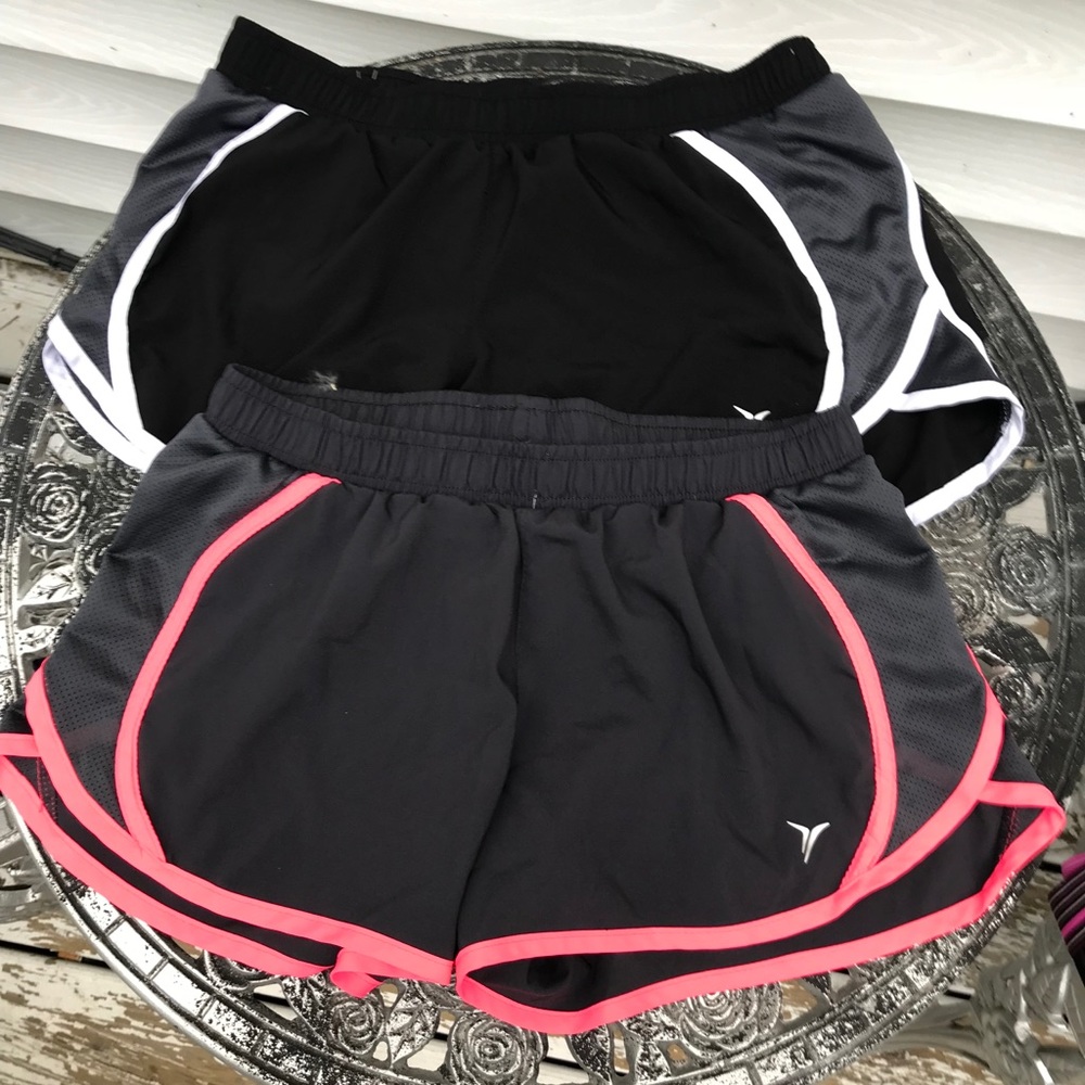 NWOT 2 pair old navy active workout shorts